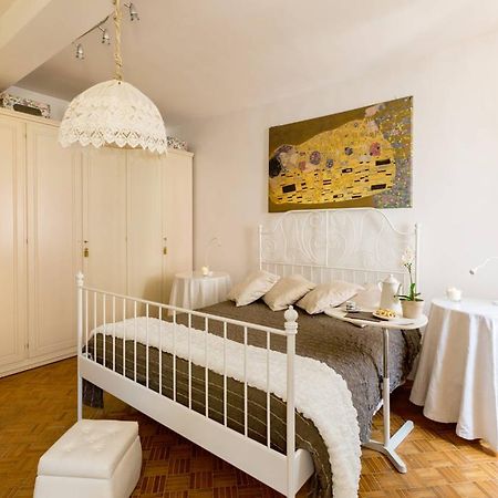 Via Laurina 40 Apartment Рим Екстер'єр фото