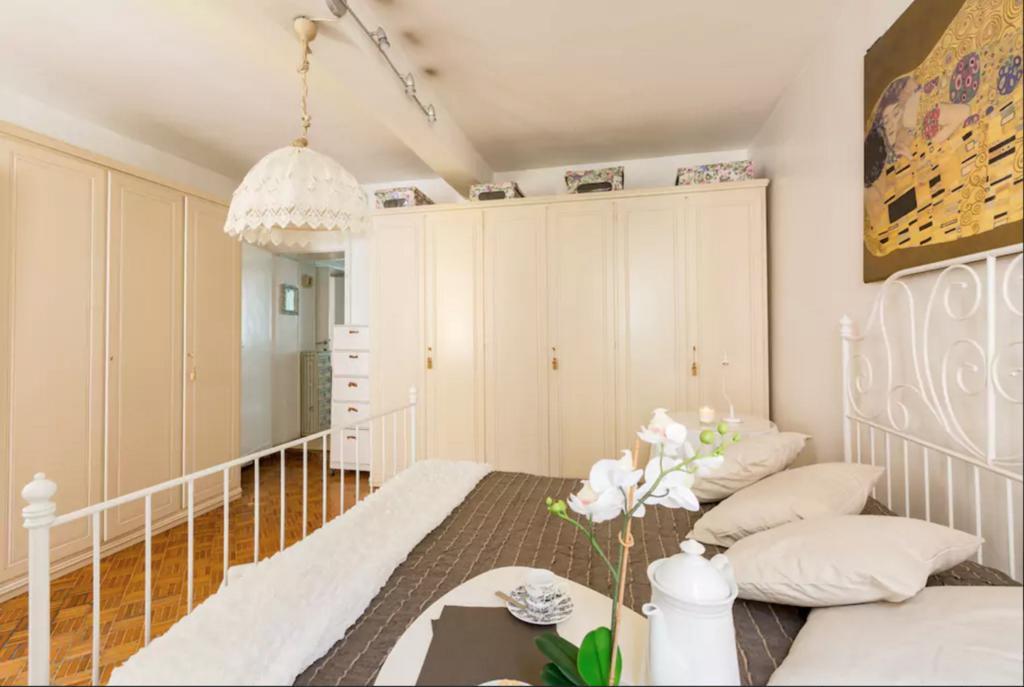 Via Laurina 40 Apartment Рим Екстер'єр фото